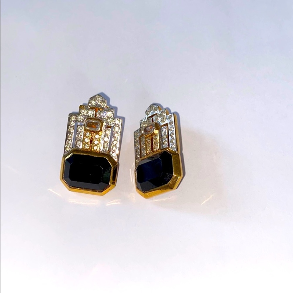 Clip on Art Deco earring